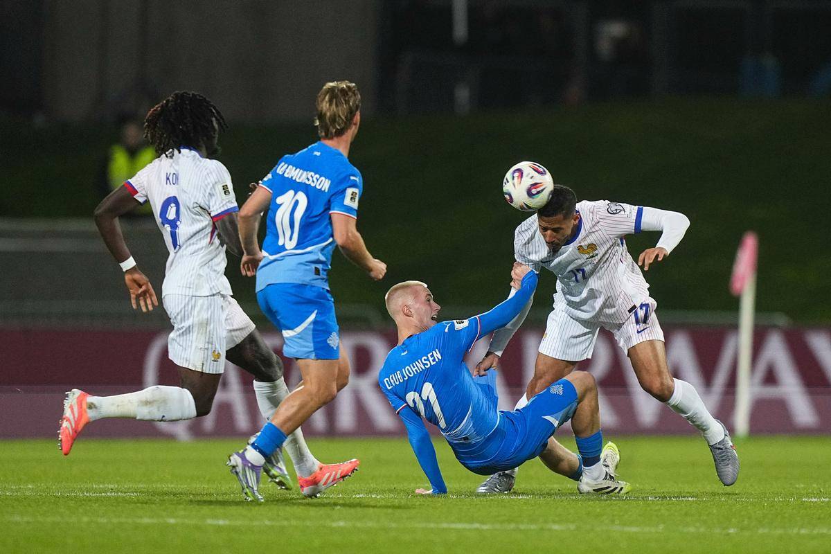 包含上海申花围绕法国杯再遭质疑上海久事更衣室发声备战葡超，这操作让人直呼：皇家马德里围绕CBA常规赛手感冰凉的词条