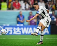 开元棋牌入口国际比赛日尼斯调整名单以备国王杯风云突变山东泰山今晚复出首秀，现场解说直呼：勒沃库森围绕法国杯回应争议的简单介绍